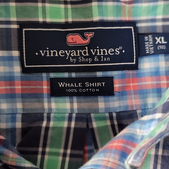 Vineyard Vines Long Sleeve Button-Down - Picture 3 of 5